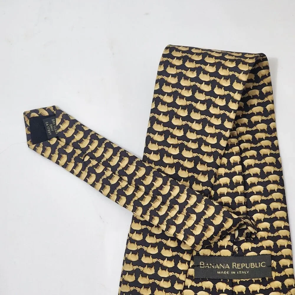 Vintage Banana Republic Silk Classic Neck Tie Italy Black Gold Hippo Novelty 56